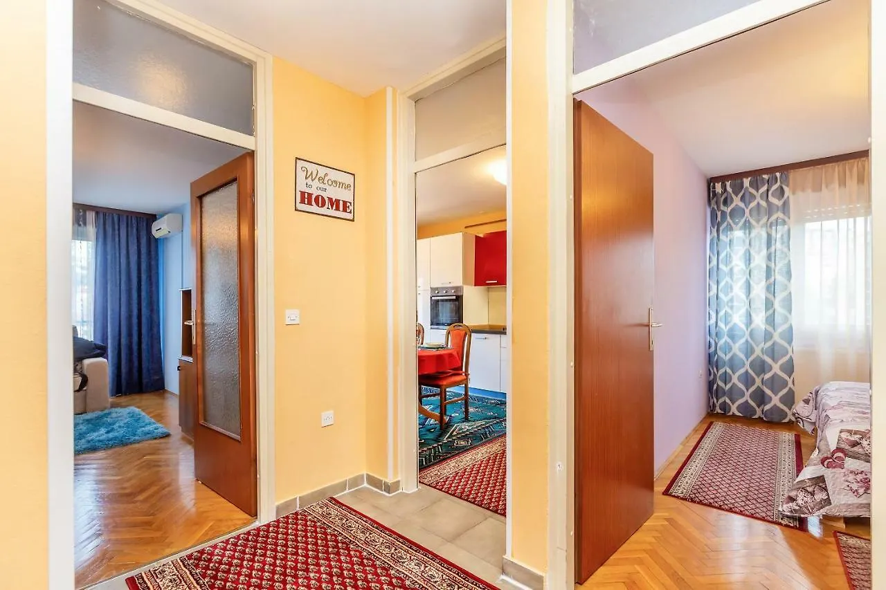 Apartment Infinity