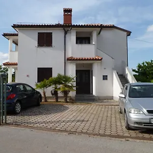https://appartamento-camelia.in-istria.net